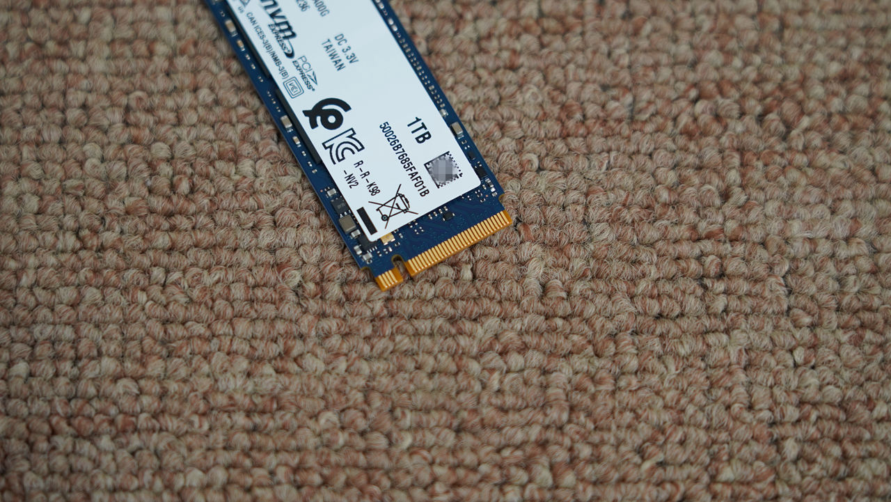 我骗媳妇说这是大号路由器，偷偷打造了一台高颜值ITX主机