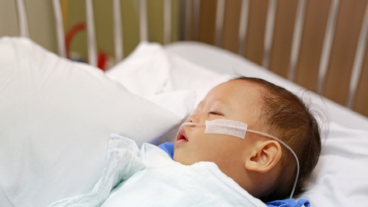 秋季宝宝呕吐腹泻发烧怎么回事,秋季腹泻反复发烧怎么办