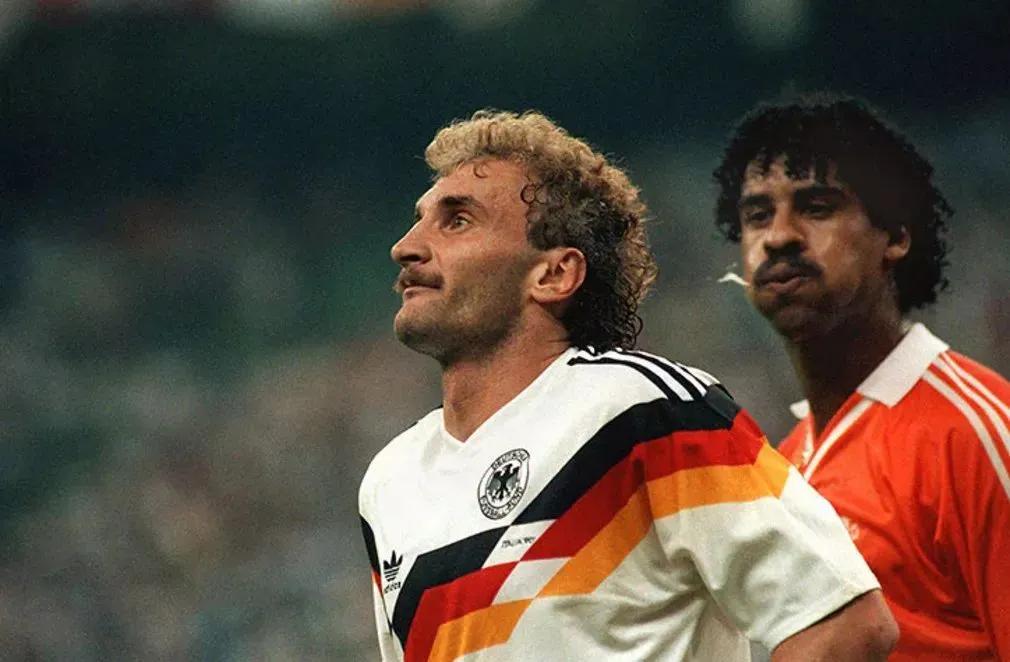 历届世界杯精彩瞬间,盘点历届世界杯爆笑瞬间