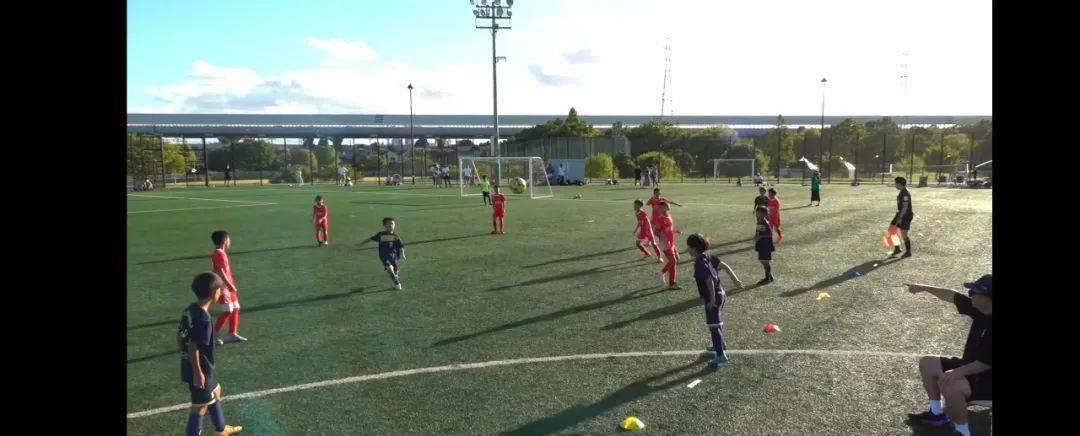 实力不弱却一直输,实力很差但是不屈服