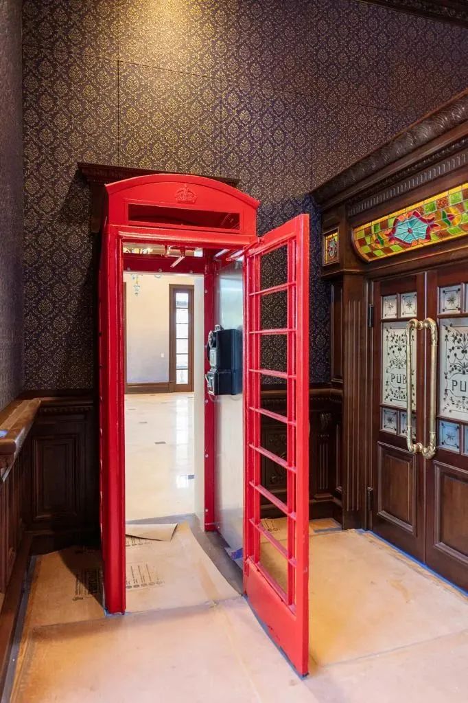 女程序员住8000㎡豪宅、花20年装修：我的成功，是嫁了个亿万富翁