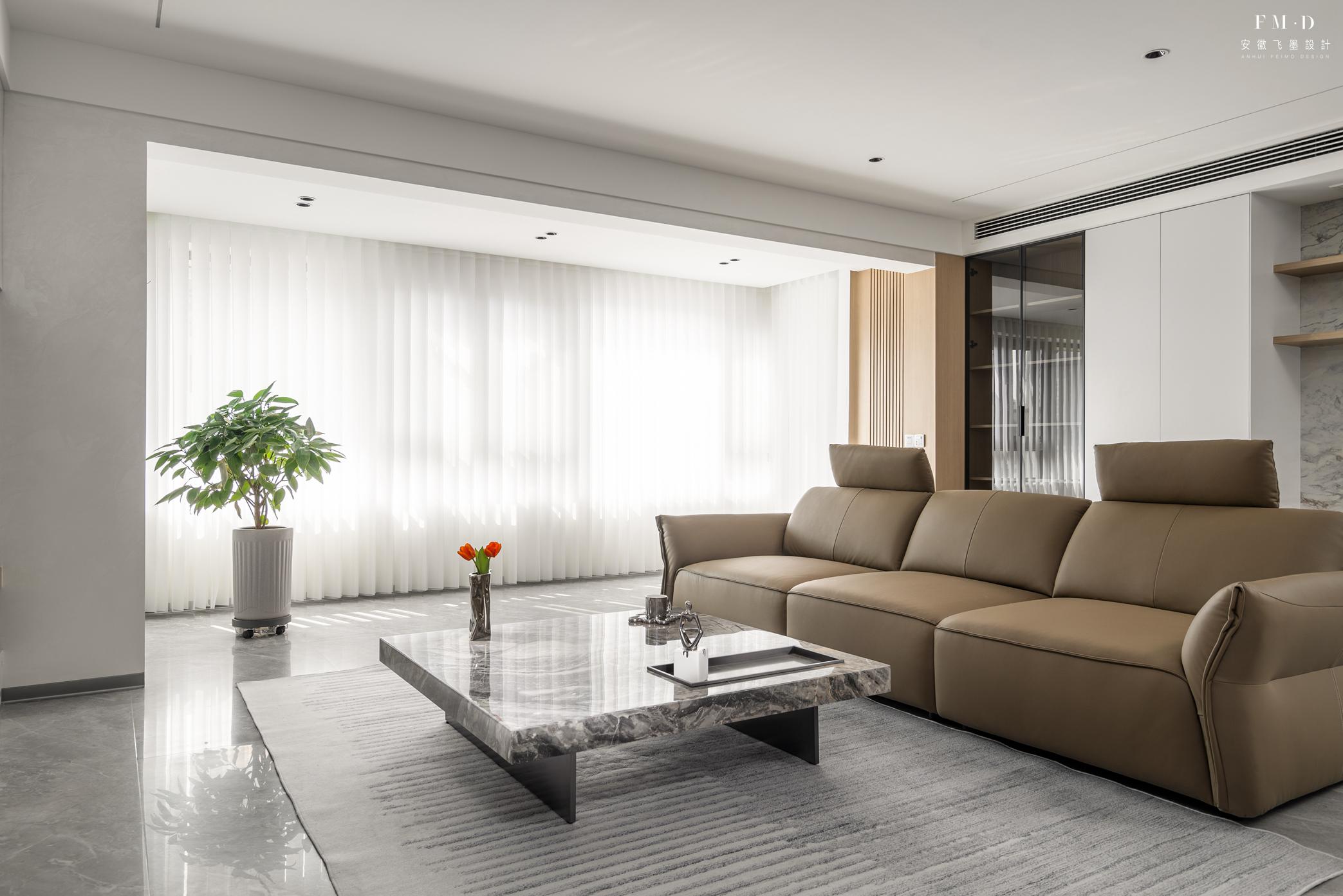 开间4米做满墙和不做满墙的区别,客厅开间2.5米适不适合做满墙