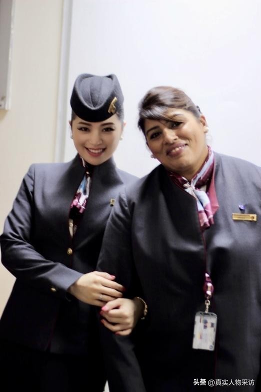 我，做空姐遇奇葩无数，有情侣上机就舌吻，还有想去厕所激情的