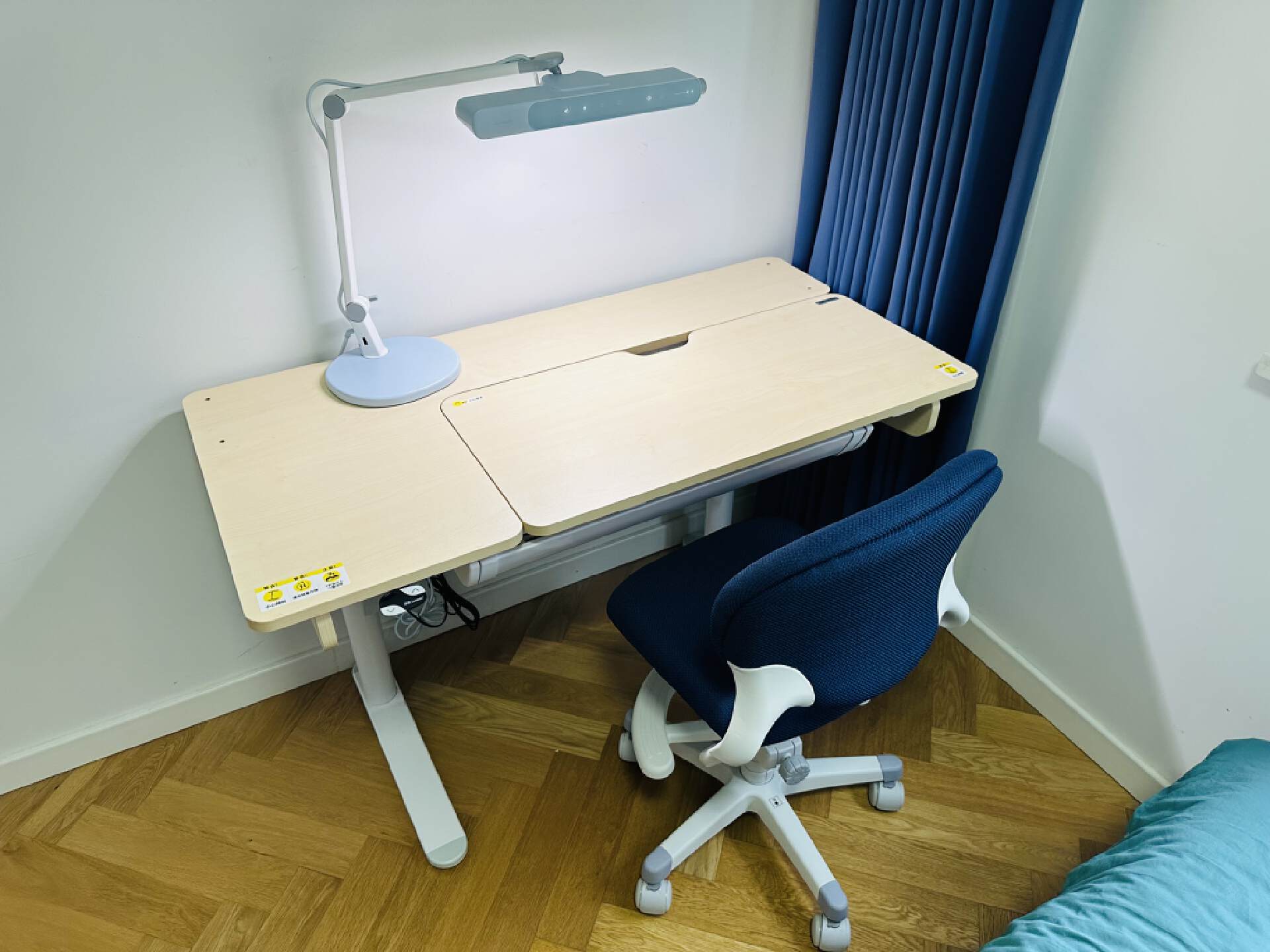 乐歌升降桌ec5蓝色,乐歌EC2电动升降学习桌