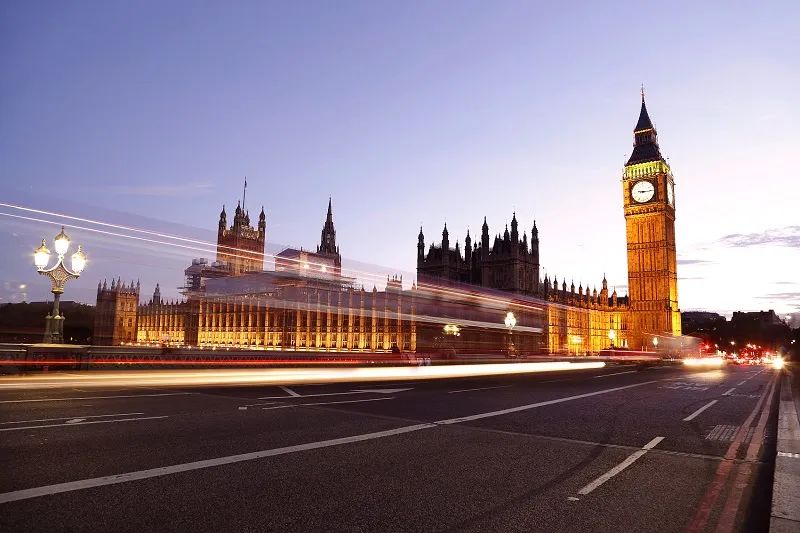 英国博士留学申请需要什么条件,英国大学留学费用及学校排名