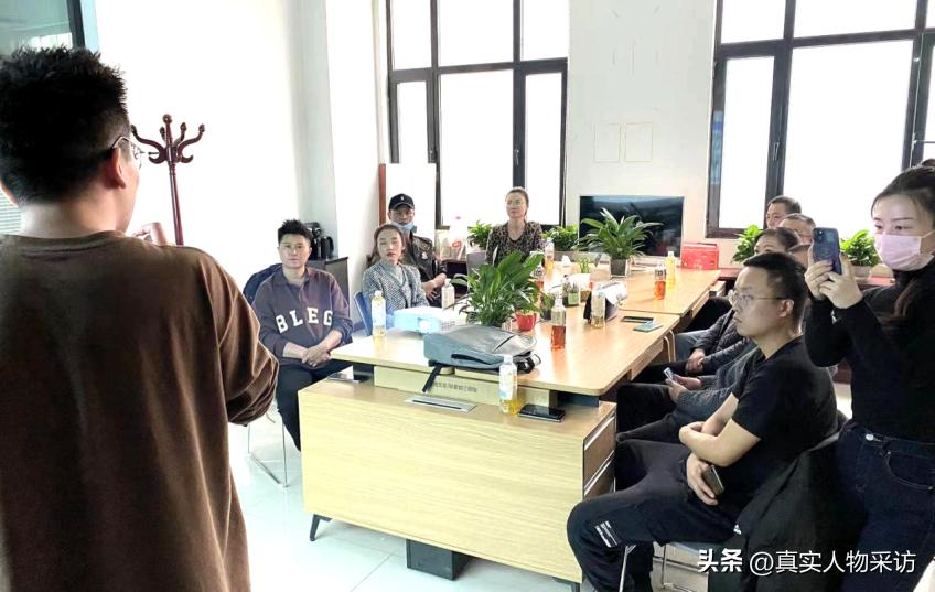 卤味店一年能赚100万吗,卤味店一年赚千万