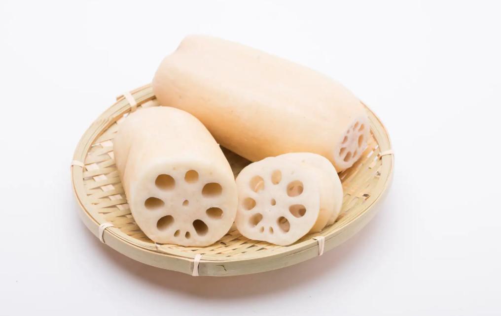 阳了嗓子疼服用什么药物,阳了嗓子疼适合吃点什么