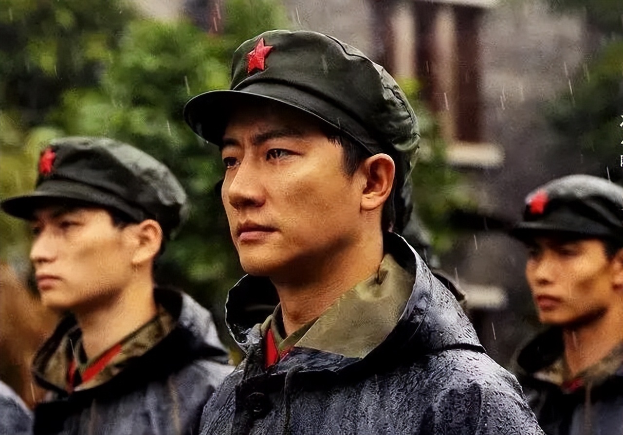 靳东和雷佳音近况,雷佳音和靳东谁的名气更大