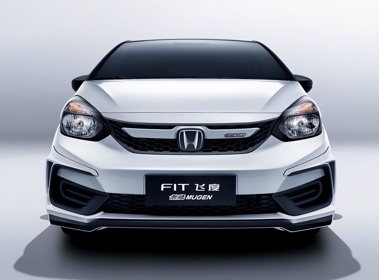 没有大屏幕、没有天窗9.68万起的飞度無限MUGEN版贵吗？