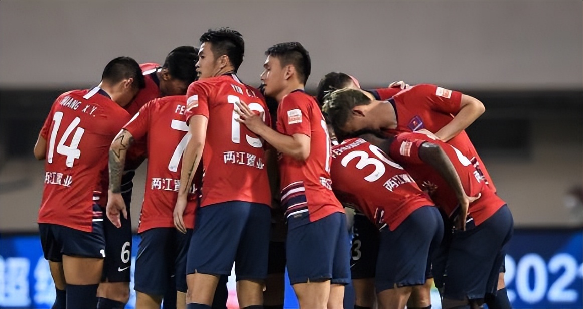 重庆队足协杯战胜中超球队,重庆足球队近来热身赛战况