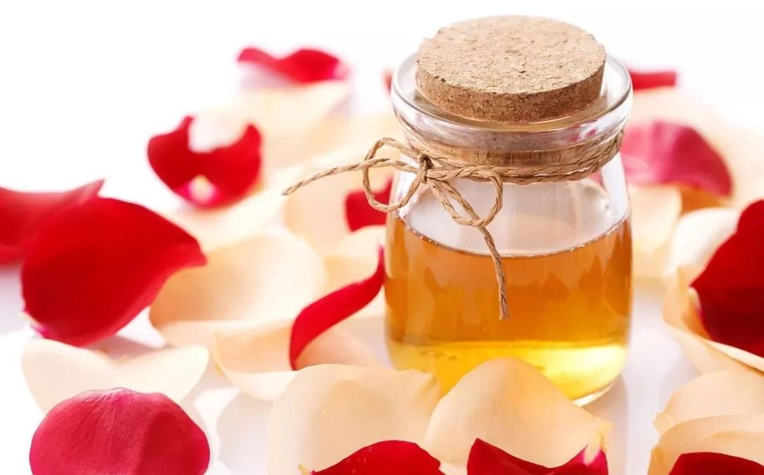 蜂蜜怎么发酵做成面膜的,家庭自制蜂蜜面膜怎么做的呢