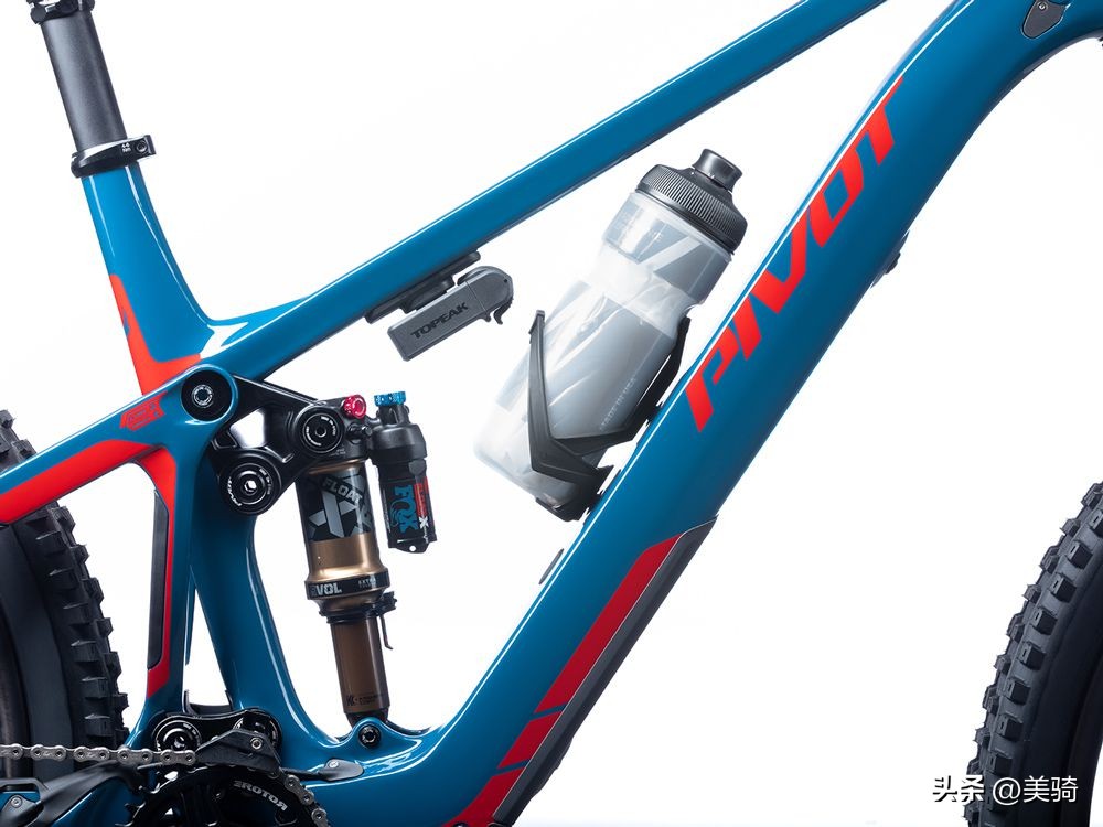 超轻电助力再进化!16.4kg的PivotShuttleSL电助力山地车