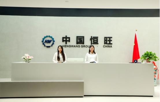 疯狂小杨哥、李佳琦被点名，难道直播带货流量跟产品质量成反比？