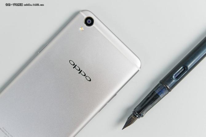 oppo18年旗舰机,oppo18年热卖手机
