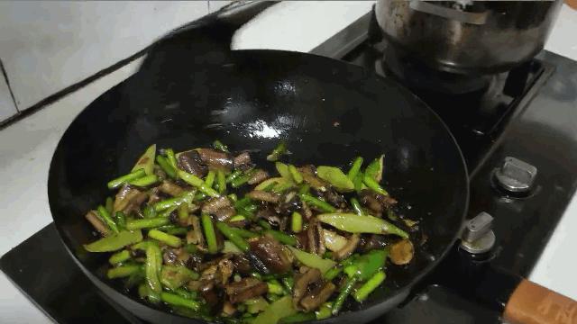 长沙吃土鳝鱼,在长沙吃不惯食物怎么办