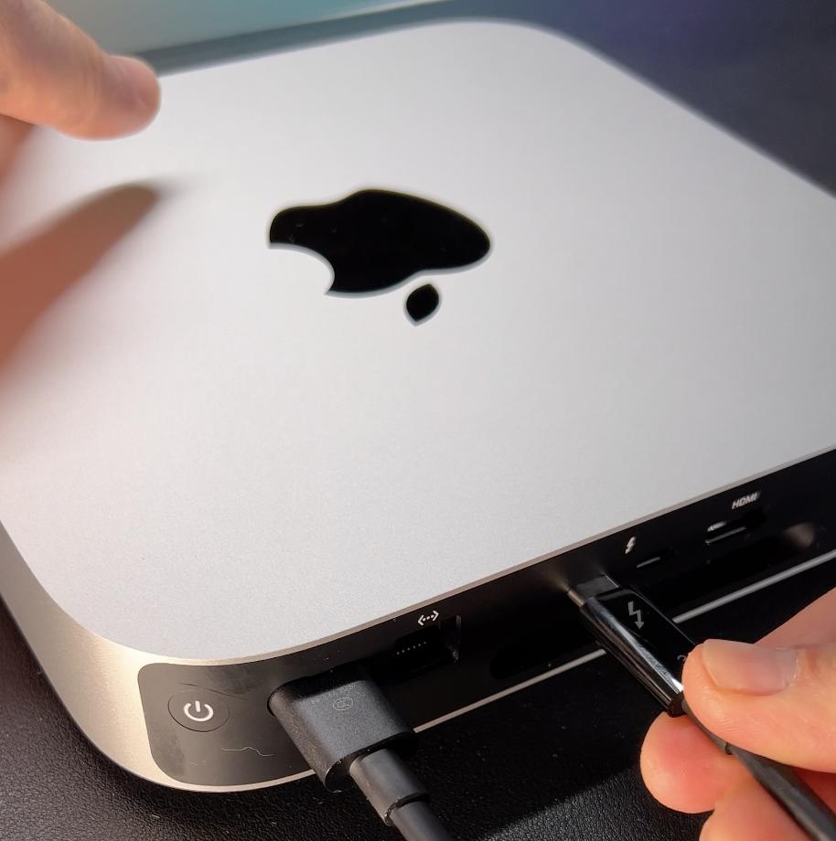 买macminim2需要买什么配件,macminim2配什么显示器最合适