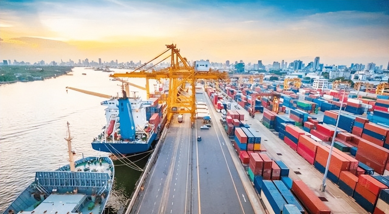 西方高科技禁运卡住了俄军，却卡不住中国，原因不是简单一两条