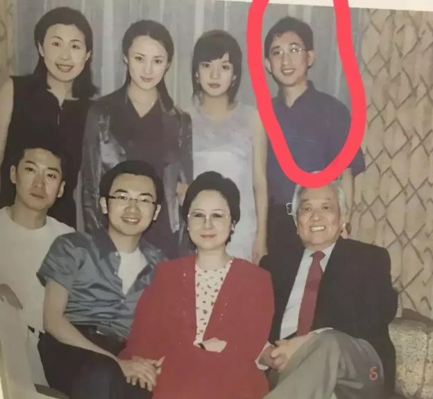 平鑫涛哪年去世的,平鑫涛死后财产多少