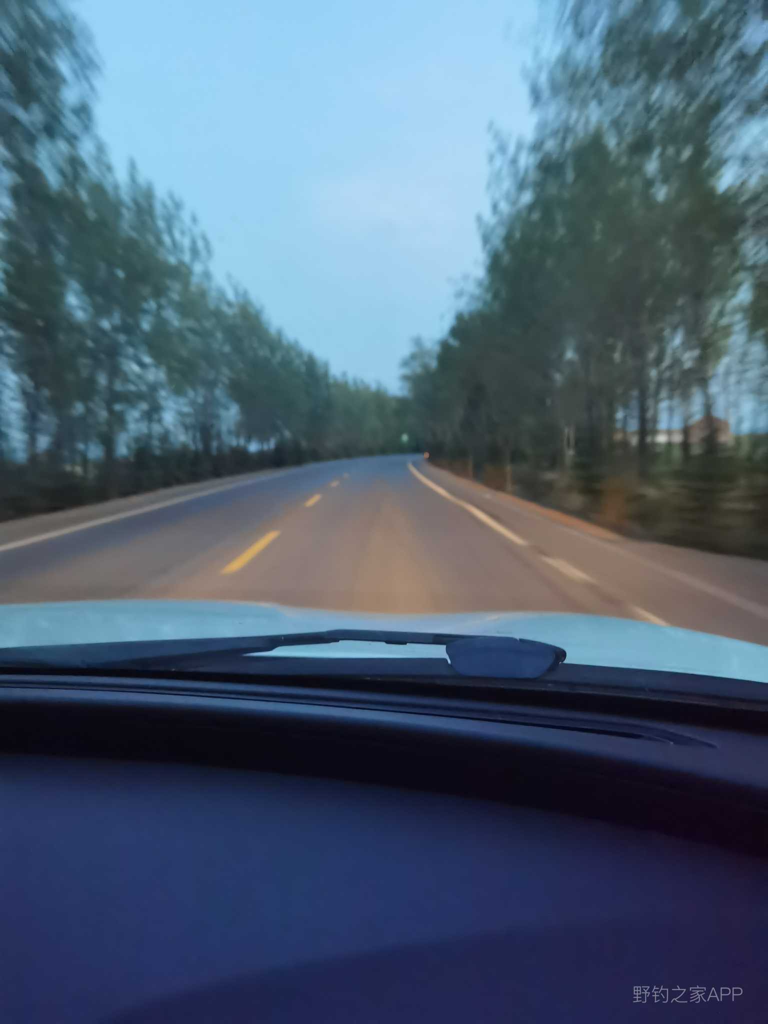 丰涧无功返，鹅宿钓泥鳅