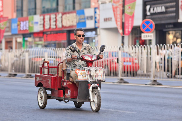 7月1日起电动车新规实施合法吗,7月1日起电动车新规内容