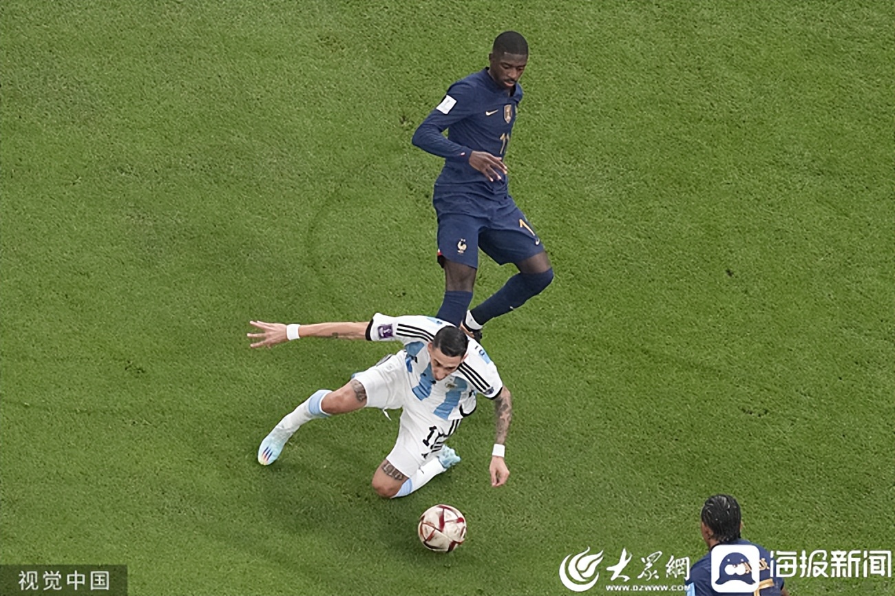 梅西三冠王阿根廷,阿根廷夺冠梅西披风衣