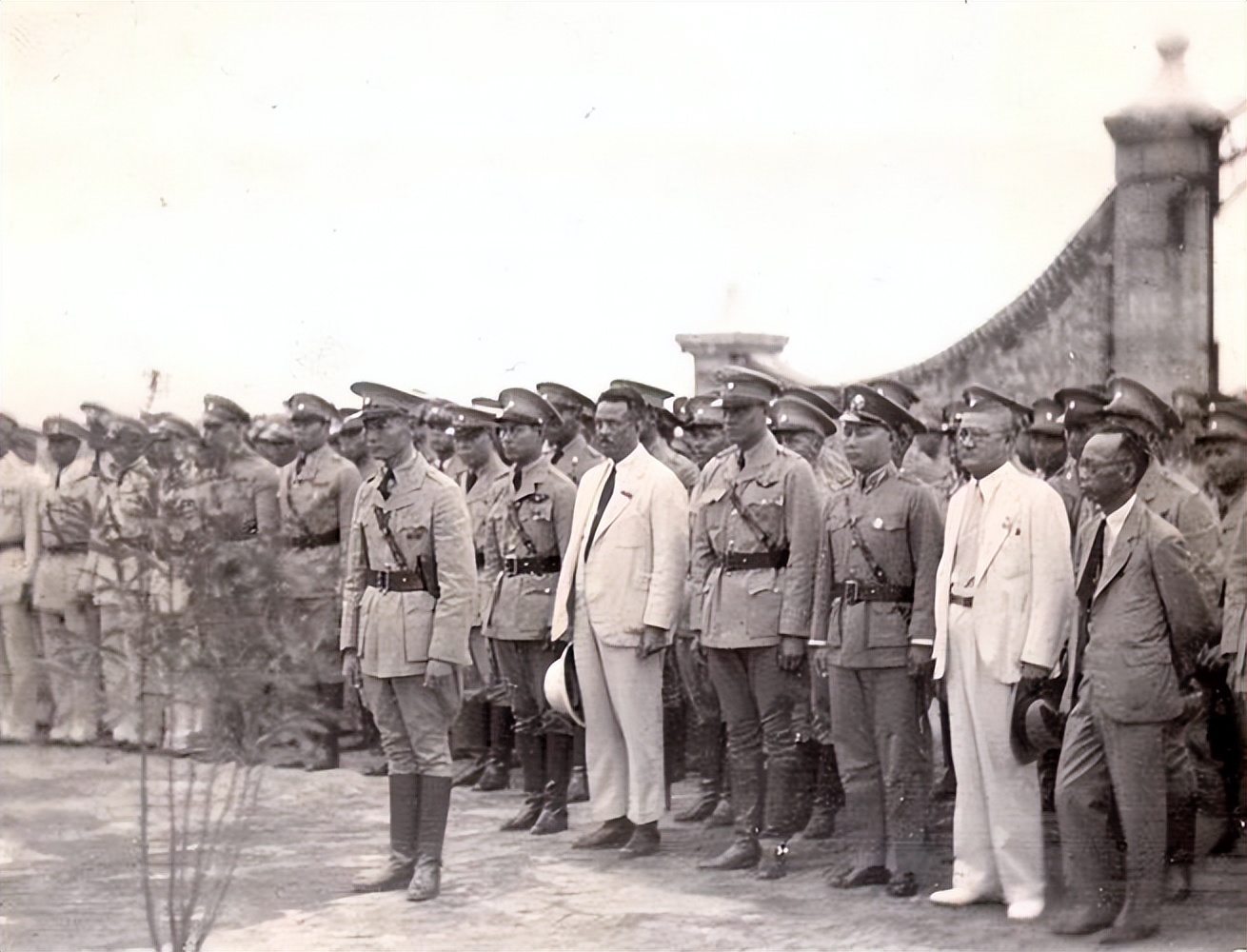 民国军阀史之粤系：广东独立另立中央？把老蒋都逼下台的南天王