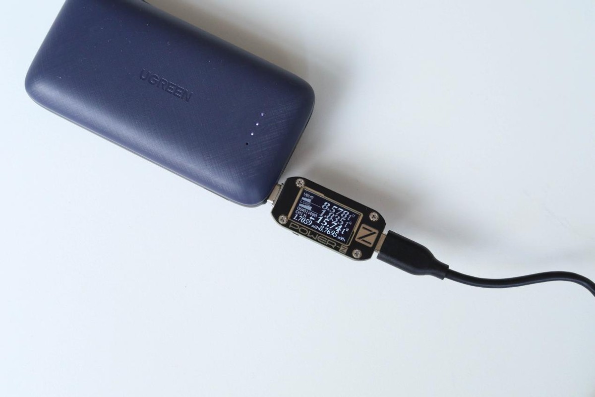 绿联苹果磁吸式充电宝测评,绿联充电宝支持苹果快充吗