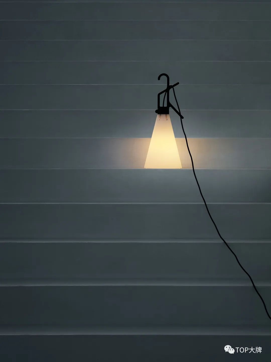 意大利flosserena台灯,意大利flos磁吸灯