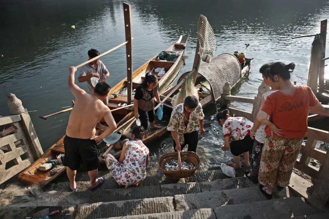鍘嗗彶涓婇粍閲戠殑鍓嶄笘浠婄敓,榛勯噾姘撮亾鍘嗗彶浜ゆ槗鏁版嵁