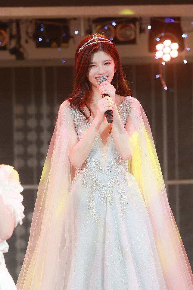 snh48林思意毕业完整版,snh48林思意的表演