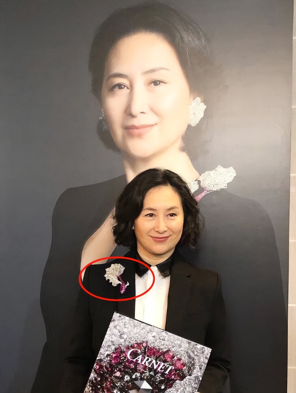 赌王戴奢华翡翠 (赌王三太的珠宝首饰翡翠)