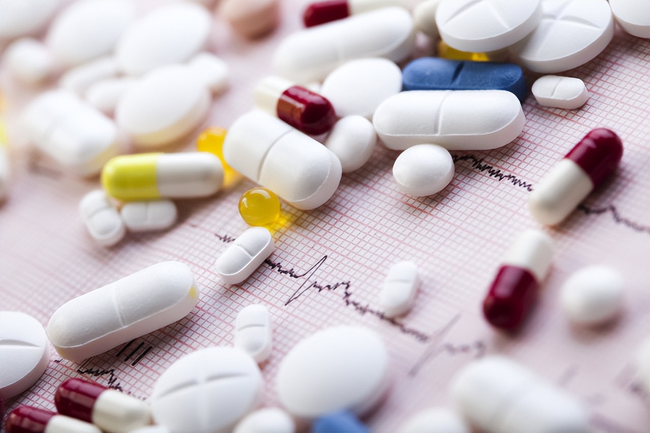 女性性欲过于强烈是什么原因？是疾病吗？医生：这几点要引起重视