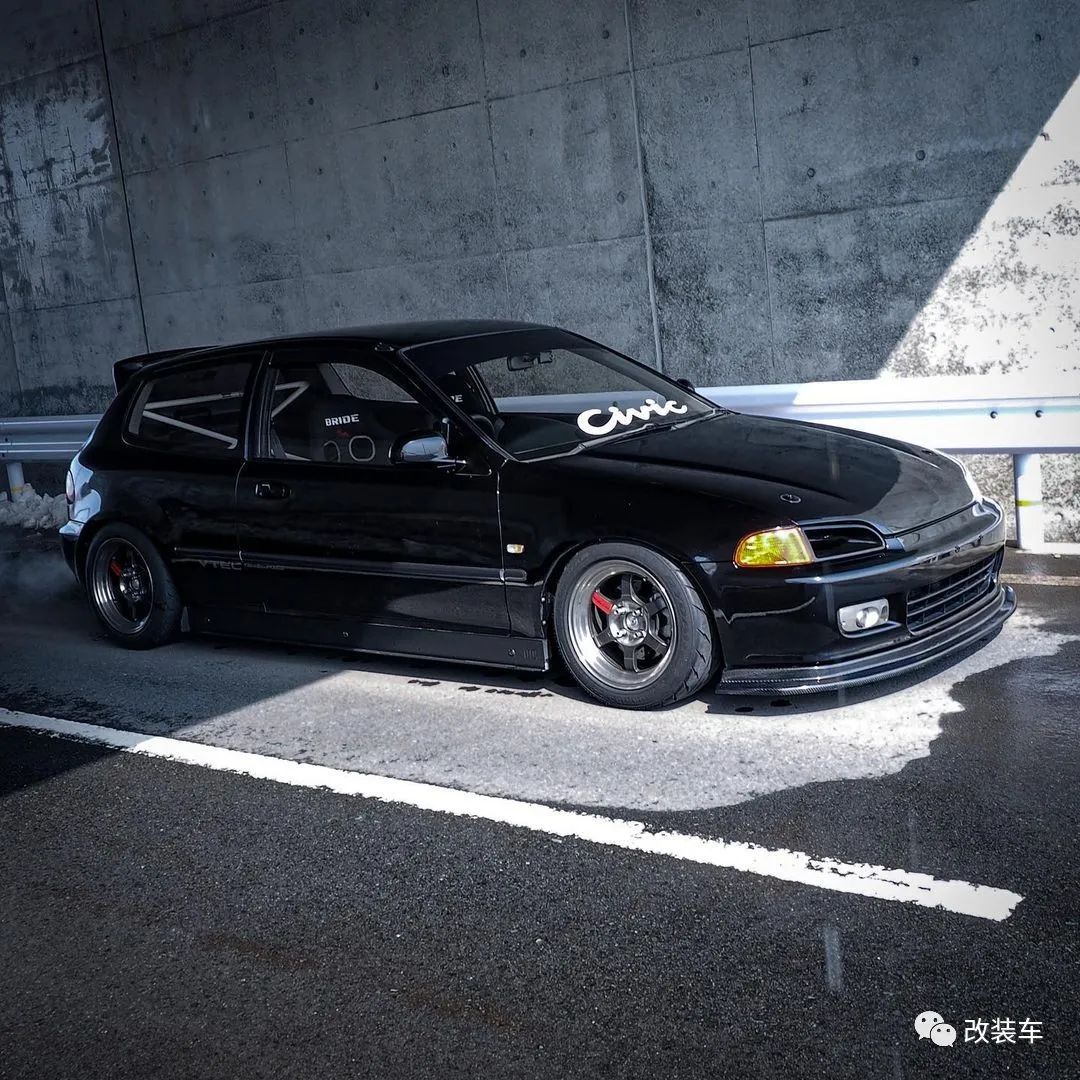 战斗范儿拉满的黑武士本田飞度GE和思域EG,兼顾素雅和张狂