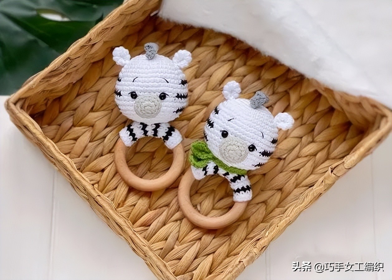钩出超可爱迷你小玩偶,钩出超可爱的迷你小玩偶