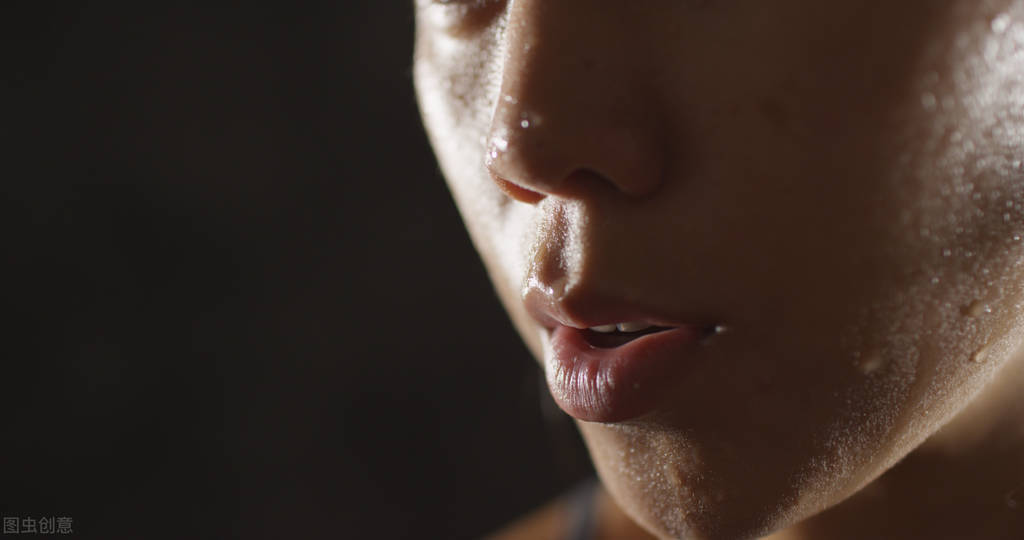 9个月的宝宝头上汗多是什么原因,运动头上汗多是什么原因