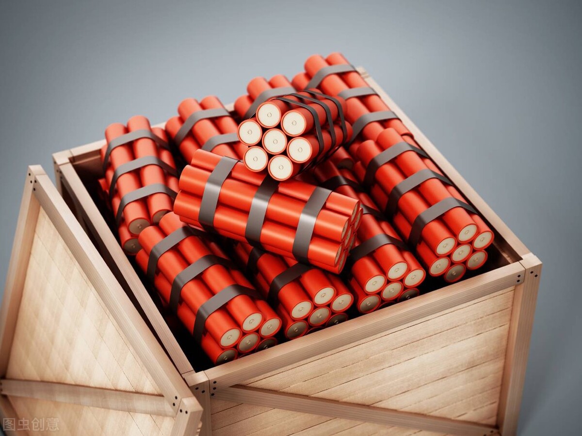 坐飞机随身行李箱不能超过多少斤,坐飞机行李箱不能超过多少寸