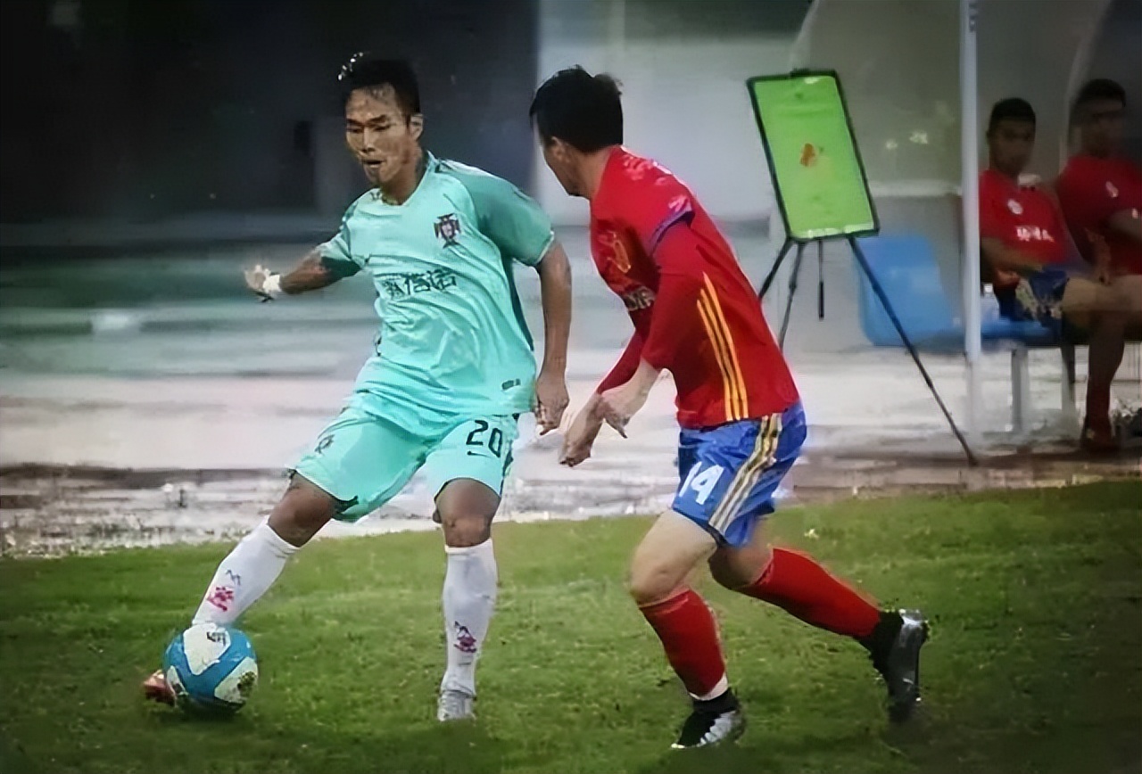 麦思劲深圳青年人,麦思劲带球突破