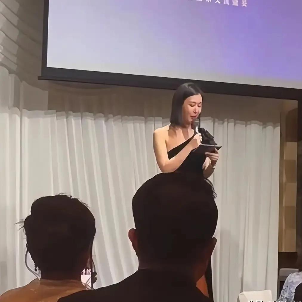 别再瞎操心了，王石与田朴珺这对“父女恋”早已活成了命运共同体