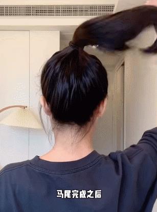 别再披头散发了教你一招秒变女神,今年别再披头散发了三款减龄发型