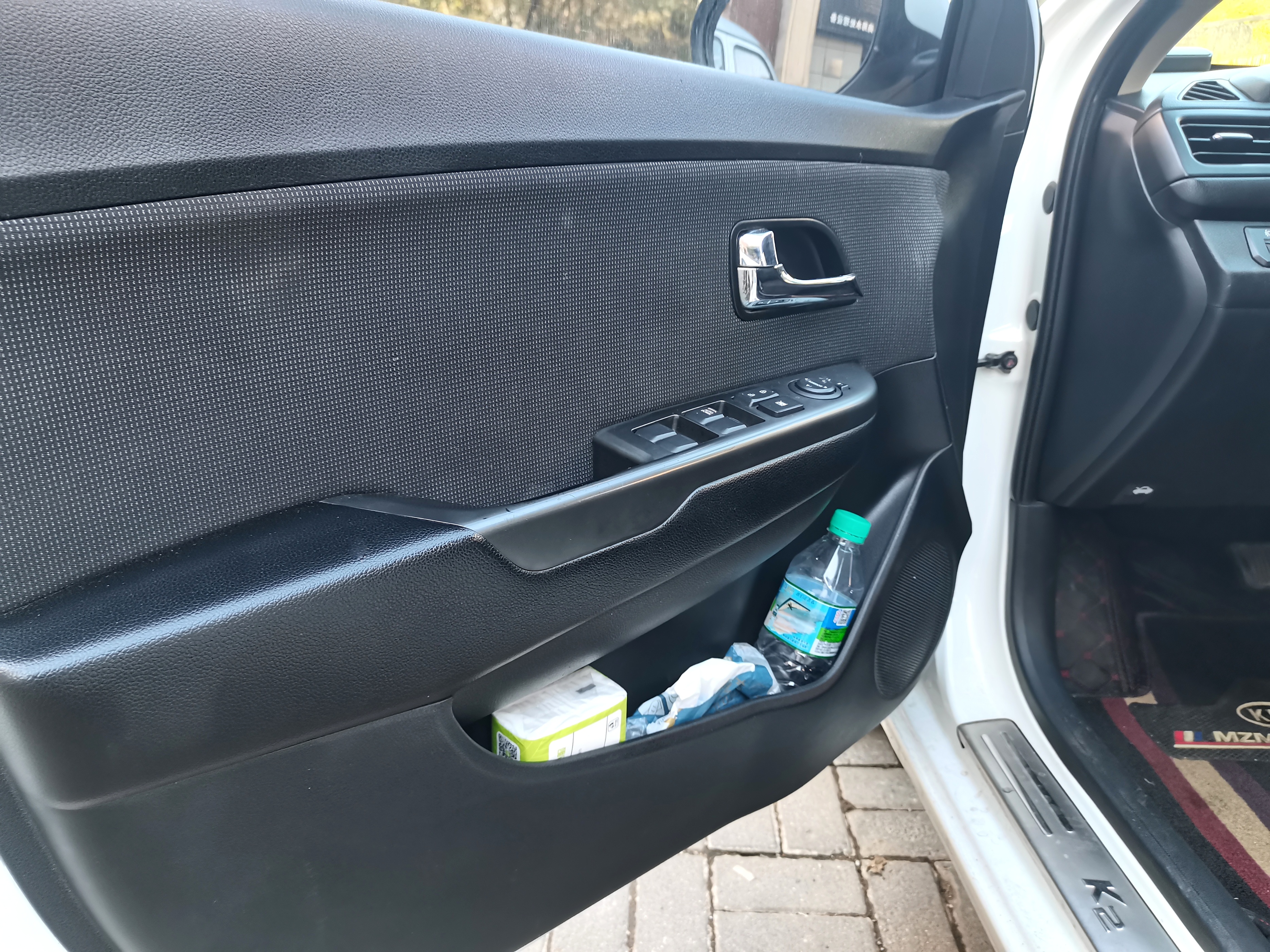 12年起亚k2二手值得购买吗,2013年起亚k2二手多少钱