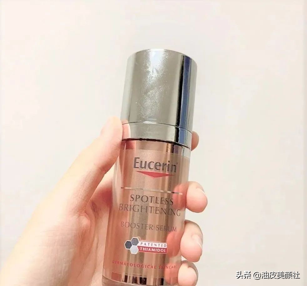 美白精华TOP10，白到脱胎换骨！镭射瓶|发光瓶|安白瓶|小灯泡等~