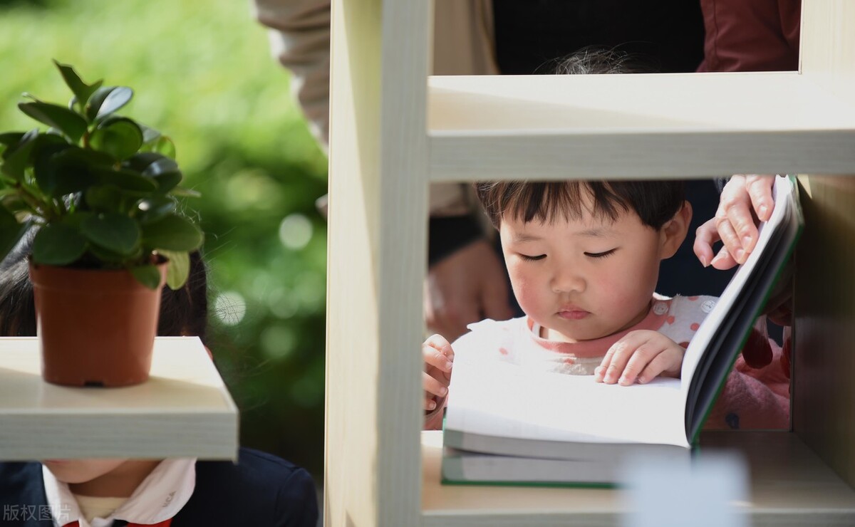 儿童抽动症不治疗会自愈吗,孩子抽动症会发展成抑郁症吗