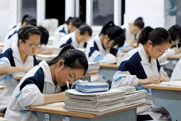 16岁广东少女懒得考清华北大,十六岁女孩考清华北大结果