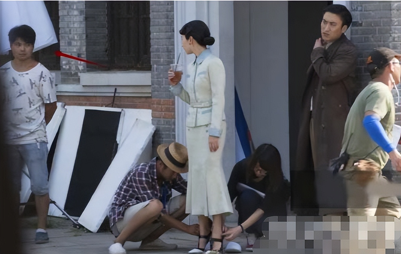 自曝偷东西的女明星,被爆偷东西的女明星