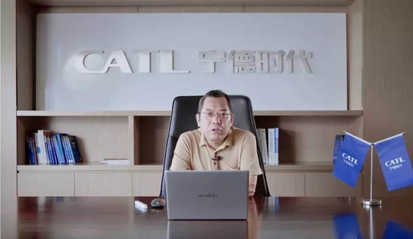 宁德时代“二号人物”：身家1700亿，紧追王传福，超越李书福