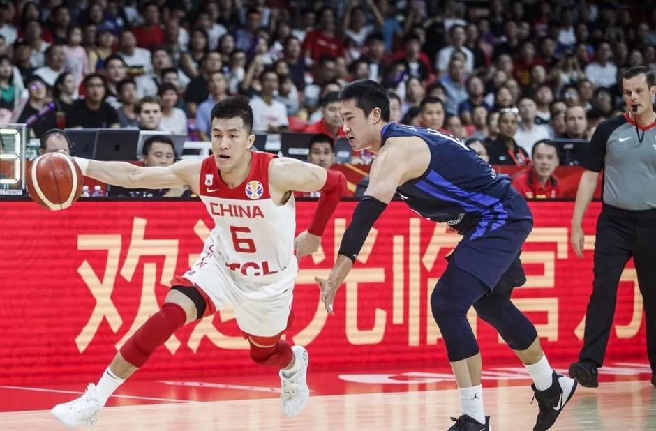 中国男篮赵睿多高,赵睿和郭艾伦基本功对比