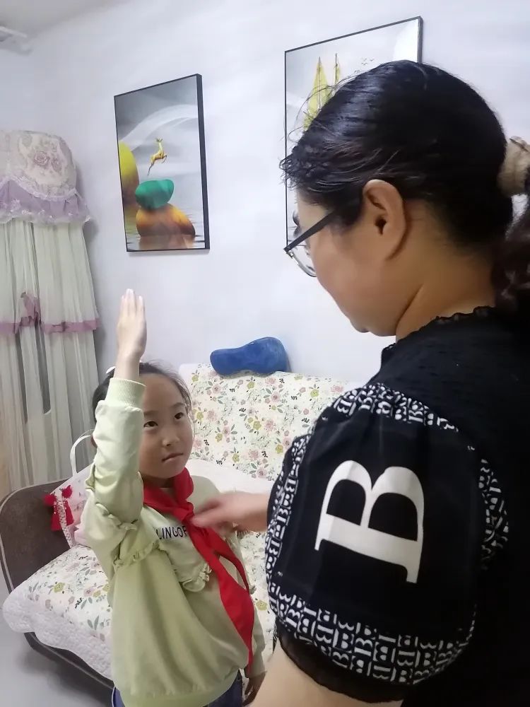 喜迎20大争做先进少先队员,喜迎二十大争做新时代好队员