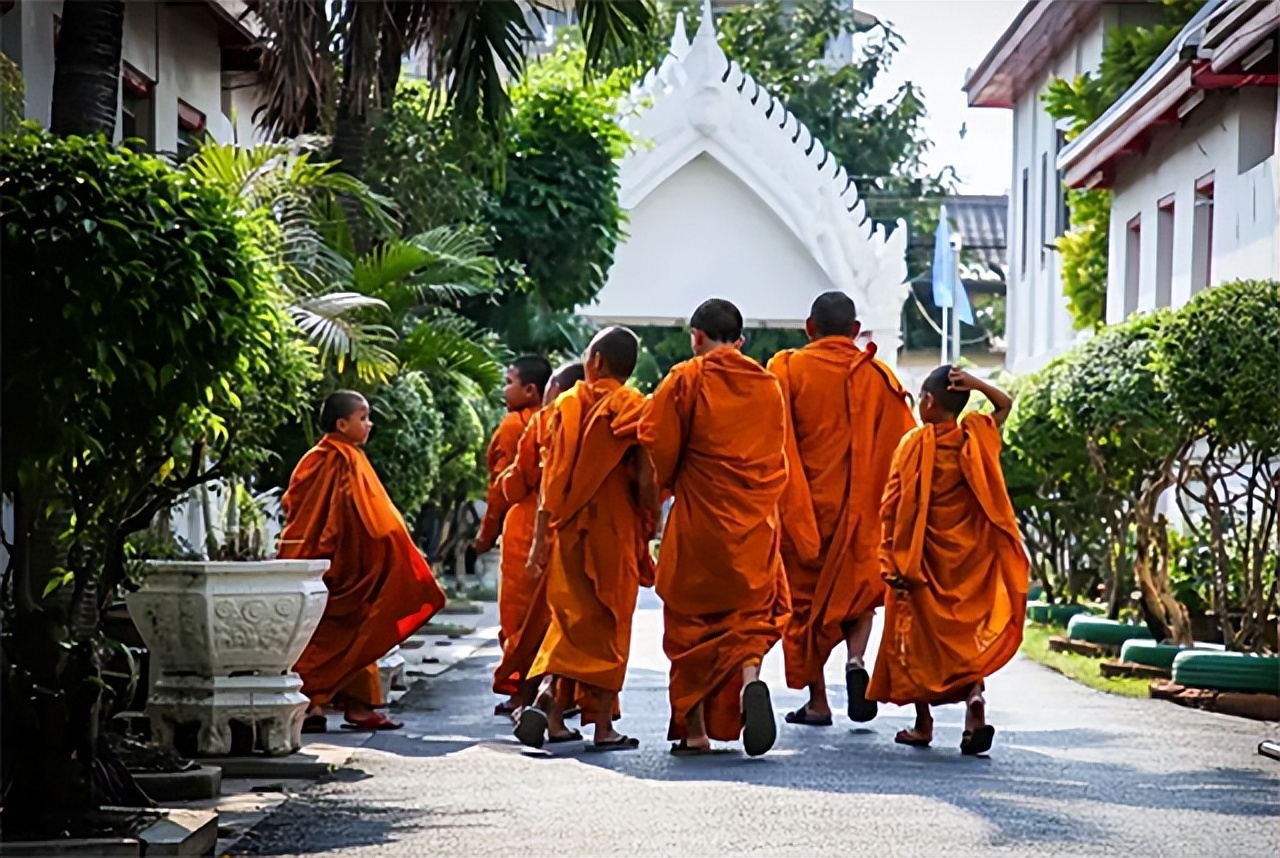 泰国92岁高僧圆寂,泰国和尚圆寂