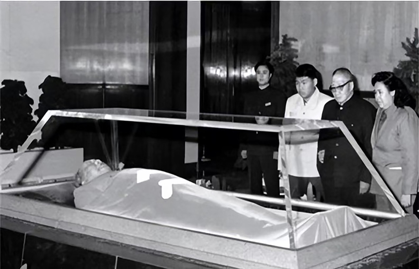 因为斯大林1个失误，关于毛主席的身高之谜，终有确切定论