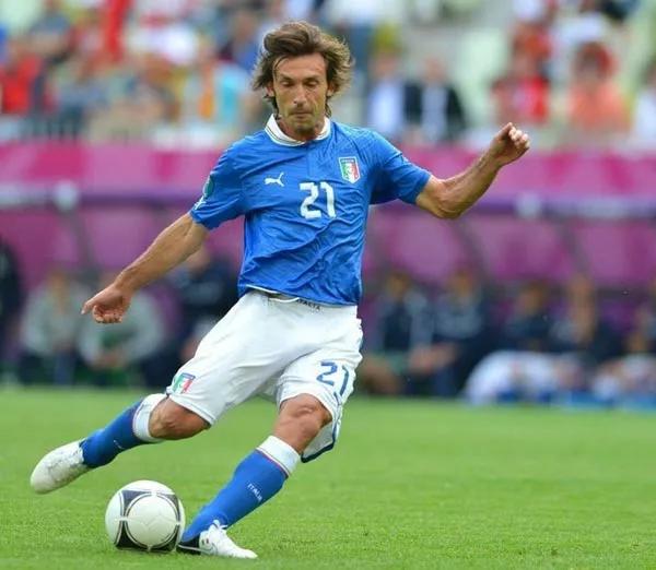 2005世界足坛最佳阵容,毛剑卿聊足坛历史最佳阵容